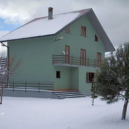 House Oda ve Kahvaltı 3*